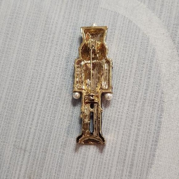 Vintage Nutcracker pin/brooch - Picture 2 of 2